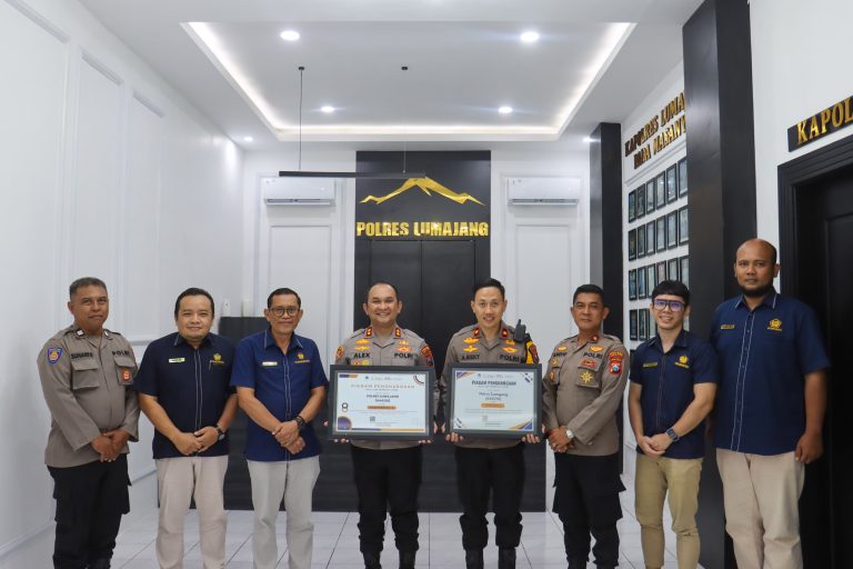 *Polres Lumajang Raih Penghargaan Pengelolaan Anggaran Terbaik dari KPPN Jember*