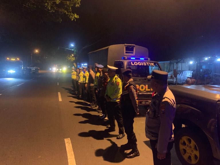 Polres Pasuruan Gencarkan Patroli Malam, Cegah Premanisme dan Geng Motor Oprasi Pekat ll semeru 2025