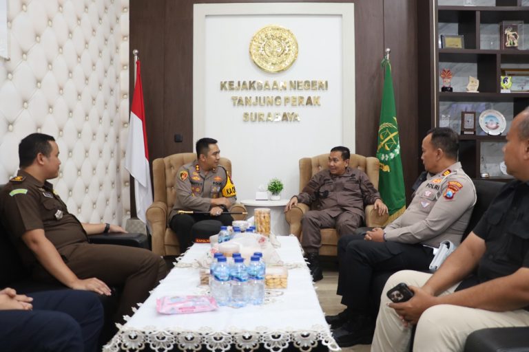 Kapolri Silaturahmi, Beri Motivasi untuk Siswa Terpilih SMA Kemala Taruna Bhayangkara