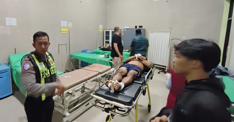 Meninggal Dunia, Dua Korban Laka Lantas Pengendara Sepeda Motor di Jalan Raya Camplong Sampang