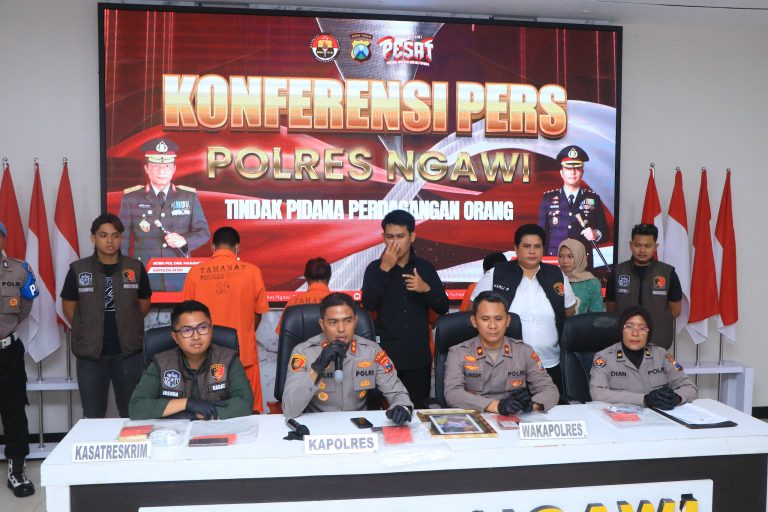 Respon Cepat Laporan Warga,Polisi Berhasil Ungkap dan Amankan Tersangka Pencurian 44 ton Gabah di Bondowoso