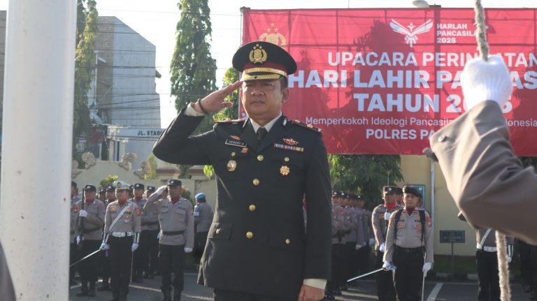 Polres Pamekasan Gelar Upacara Peringatan Hari Lahir Pancasila, “Memperkokoh Ideologi Pancasila, Menuju Indonesia Raya” 