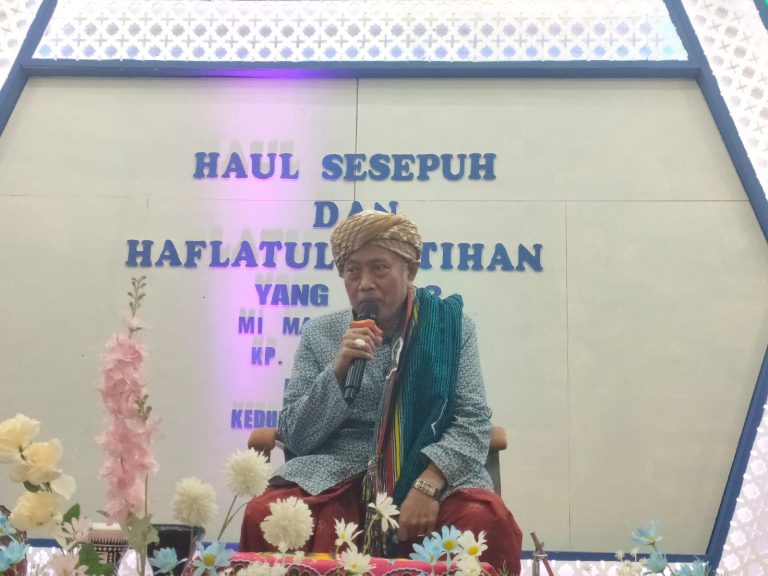 Pengajian Umum Memperingati Haul Sesepuh, Ratusan Orang Memadati Musholla At-Toyyibin Sumber Butong, Kabupaten Sampang