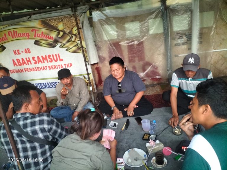 Simpatisan Grub Vanguard Jurnalis Turun Aksi Akan Demo Kantor Bupati Sidoarjo 