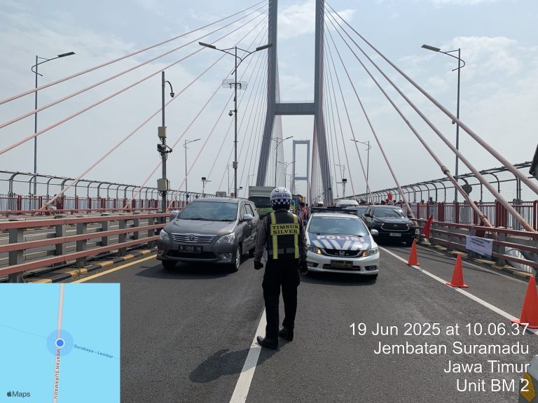 Gandeng Instansi Samping Polres Tanjung Perak Gelar Simulasi Kebakaran di Jembatan Suramadu