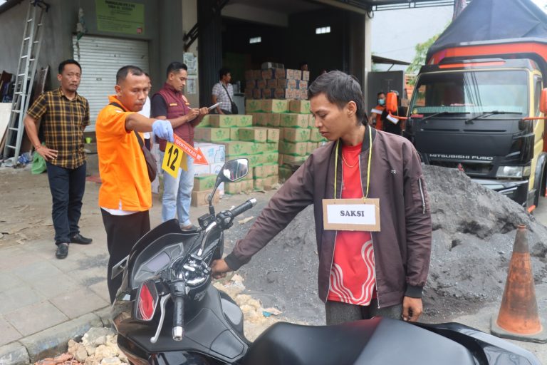 AKP Doni Setiawan Pimpin Rekontruksi Kasus Penganiayaan Kurir JNT Viral