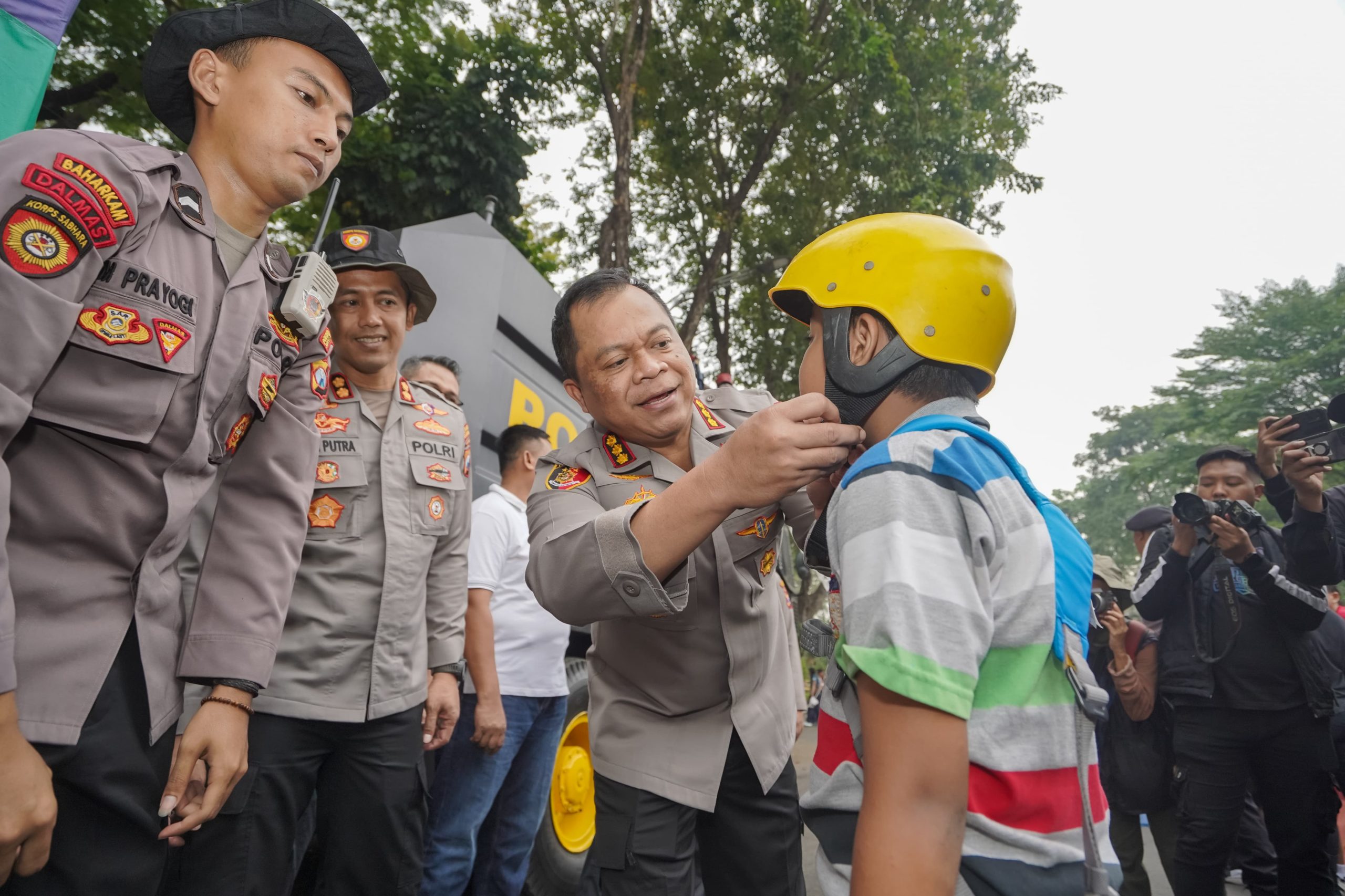 Polisi Hadir untuk Anak Negeri: Outbound Ceria Polrestabes Surabaya Warnai Hari Bhayangkara ke-79