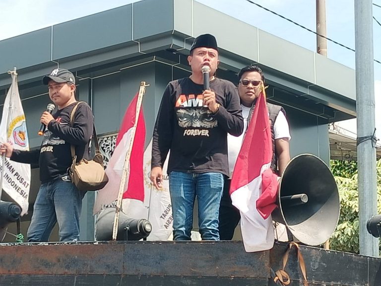 Ketum AMI Serukan Aksi Demo Besar di Dinas Pendidikan Surabaya, Tolak Program Game Online di Dunia Pendidikan