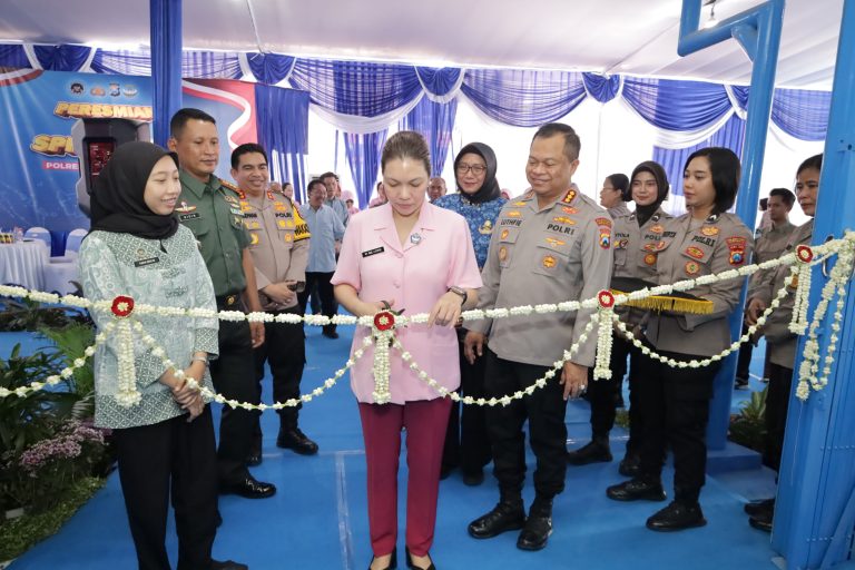 Dari Hati untuk Negeri: Peresmian Gedung SPG Polrestabes Surabaya dan Bingkisan Cinta untuk Anak Negeri
