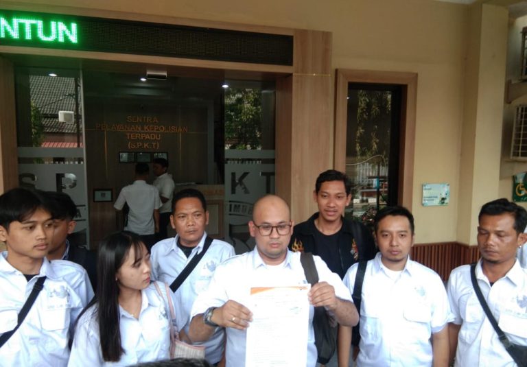 Dugaan Fitnah Terhadap Wakil Bupati Sidoarjo Mimik Idayana, Tim Hukum Laporkan Ke Polda Jawa Timur