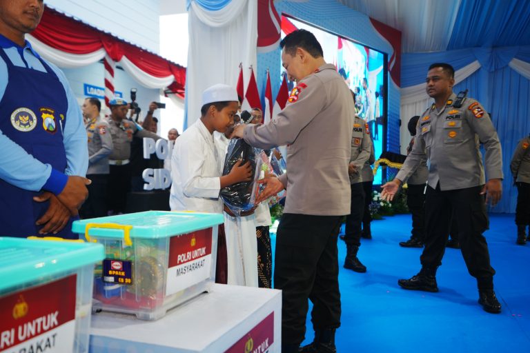Hadiri Groundbreaking di Sidoarjo, Kapolri Sebut Polri Sudah Miliki 458 SPPG 