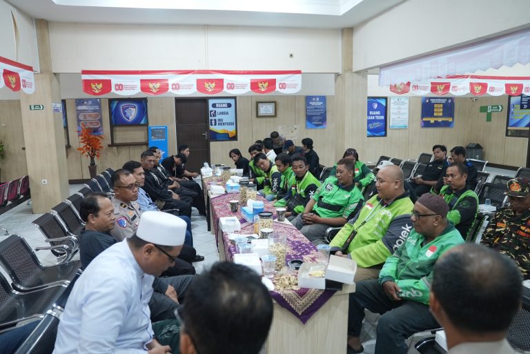 Polres Gresik Gandeng Komunitas Gelar Deklaras Damai, Wujudkan Kota Aman dan Kondusif