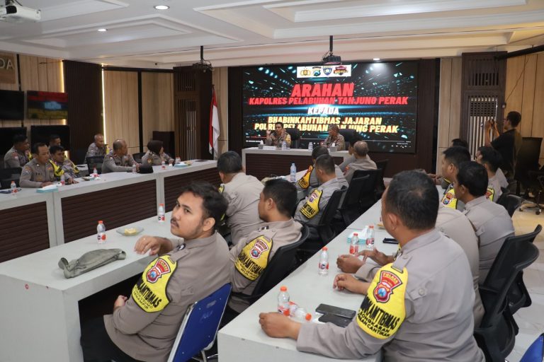Polres Pelabuhan Tanjung Perak Hidupkan Kembali Pam Swakarsa dan Rangkul Masyarakat