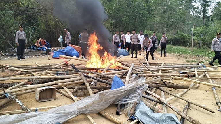 Satreskrim Polres Sampang Bongkar Perjudian Sabung Ayam di Kedungdung, Begini Penjelasan Kasat Reskri