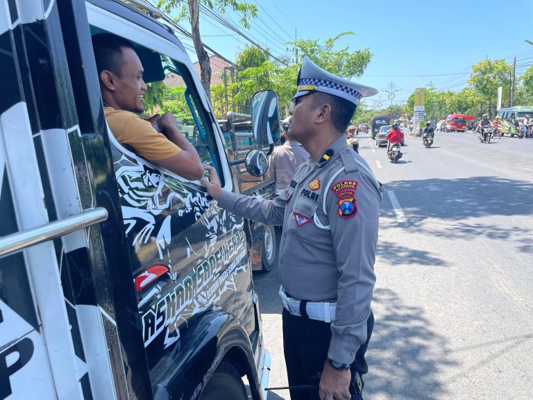 Satlantas Polres Sampang Gelar Pemeriksaan Kendaraan Bermotor, 74 Pelanggar Terjaring Tilang