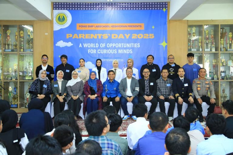 Kadiv Humas Beri Motivasi dan Pemahaman Tugas Kepolisian Pada Siswa Labschool Kebayoran