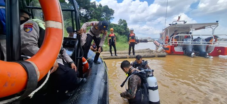 ABK diduga tenggelam di pelabuhan pasir, Ditpolairud Polda Jambi terjunkan Tim SAR.