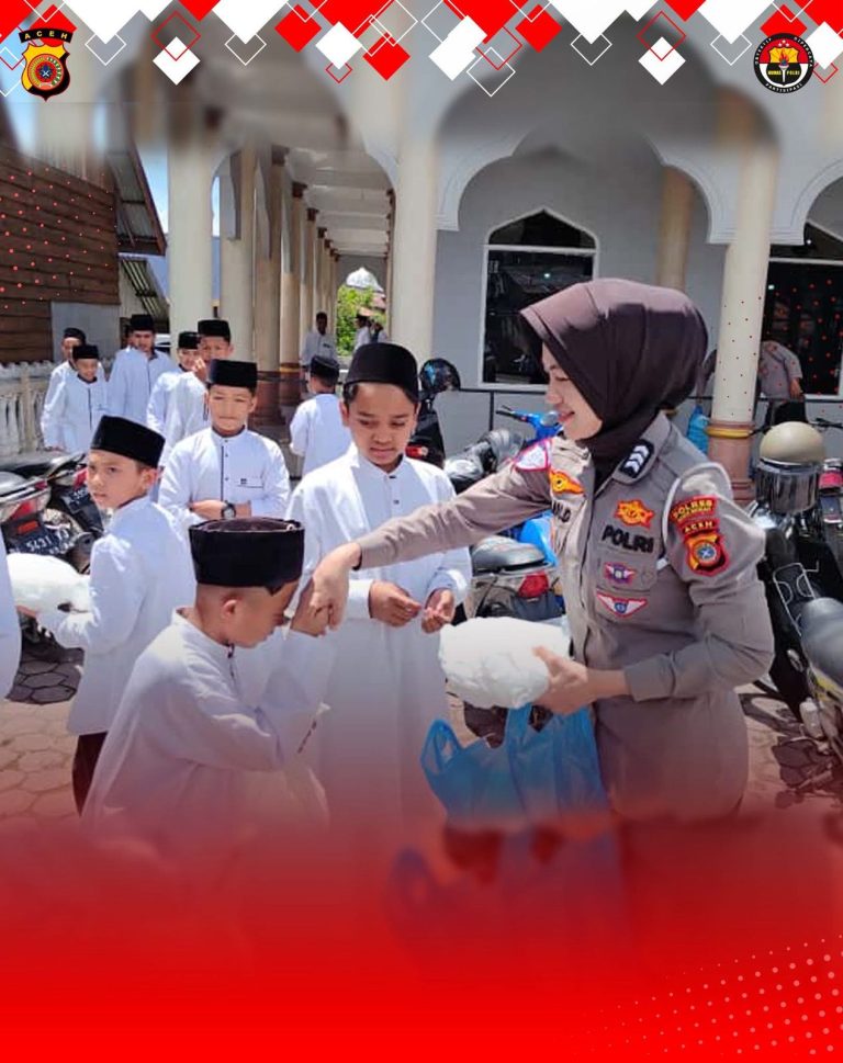 Berbagi Kebahagiaan, Polres Bener Meriah Gelar Jum’at Berkah Di Masjid Ushuluddin Kute Kering