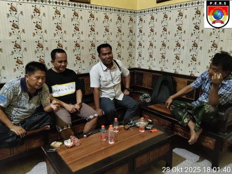 Ngopi Bareng RT 20 Randu Barat Bersama Para Sesepuh, Wujudkan Kebersamaan dan Guyub Rukun