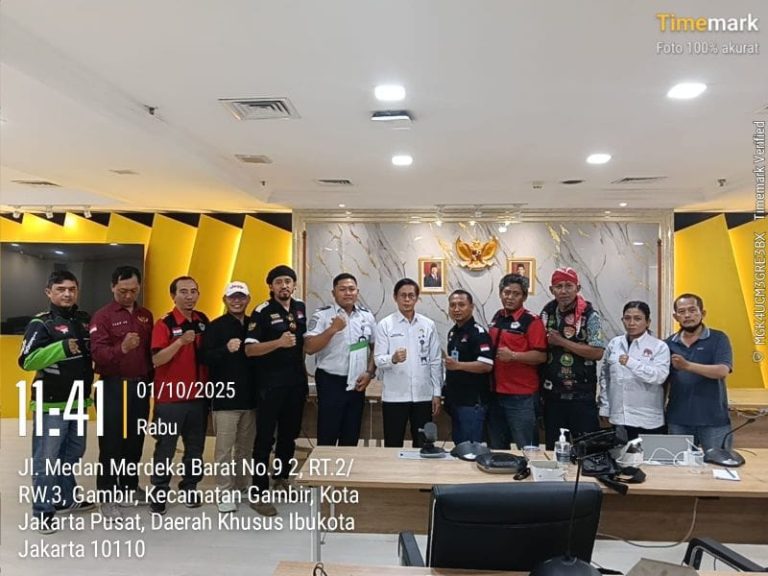 FDTOI dan Frontal Jatim Ultimatum Kemenhub Soal Regulasi Transportasi Online