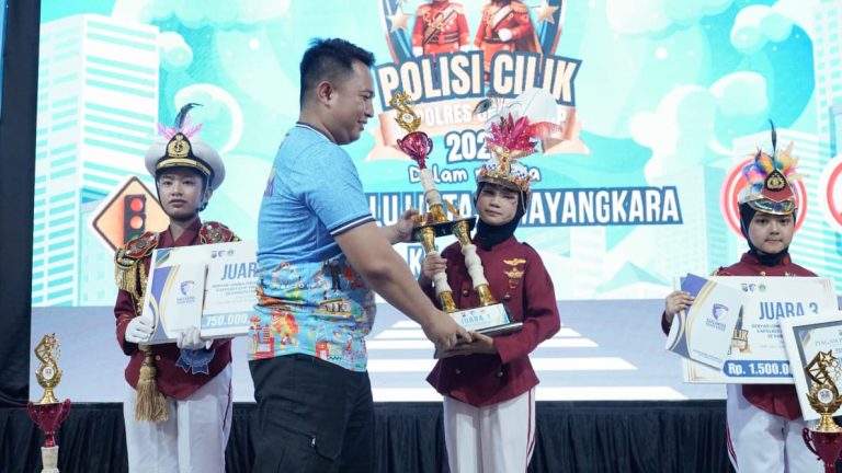 Gebyar Pocil Kapolres Gresik Cup 2025: Kebomas Raih Juara Umum, Tanamkan Disiplin Sejak Dini