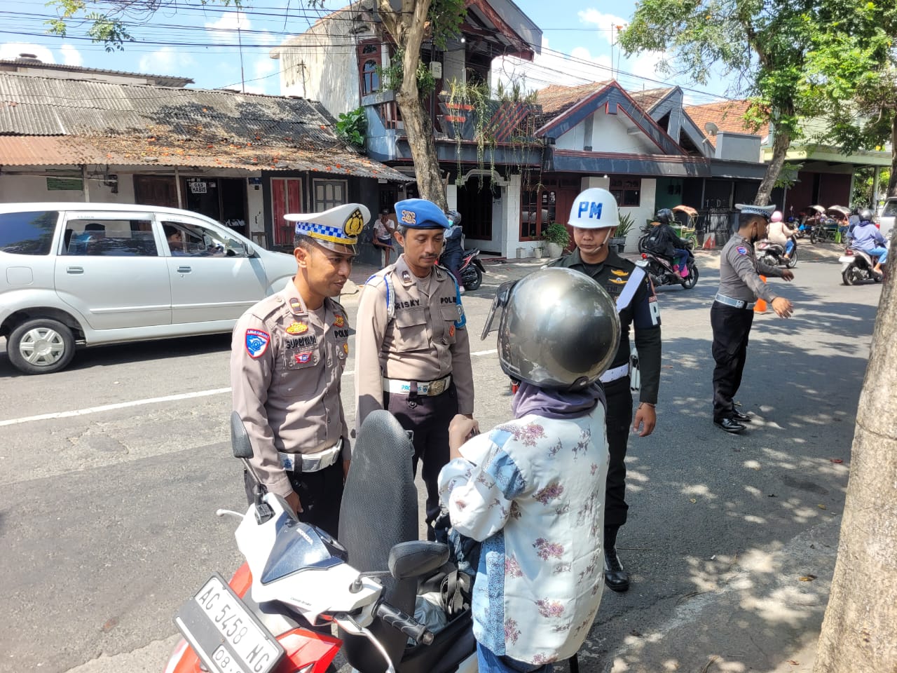 Polres Blitar Kota Gelar Operasi Gabungan KRYD Bersama Provos dan Polisi Militer, 21 Pengendara Terjaring Tilang