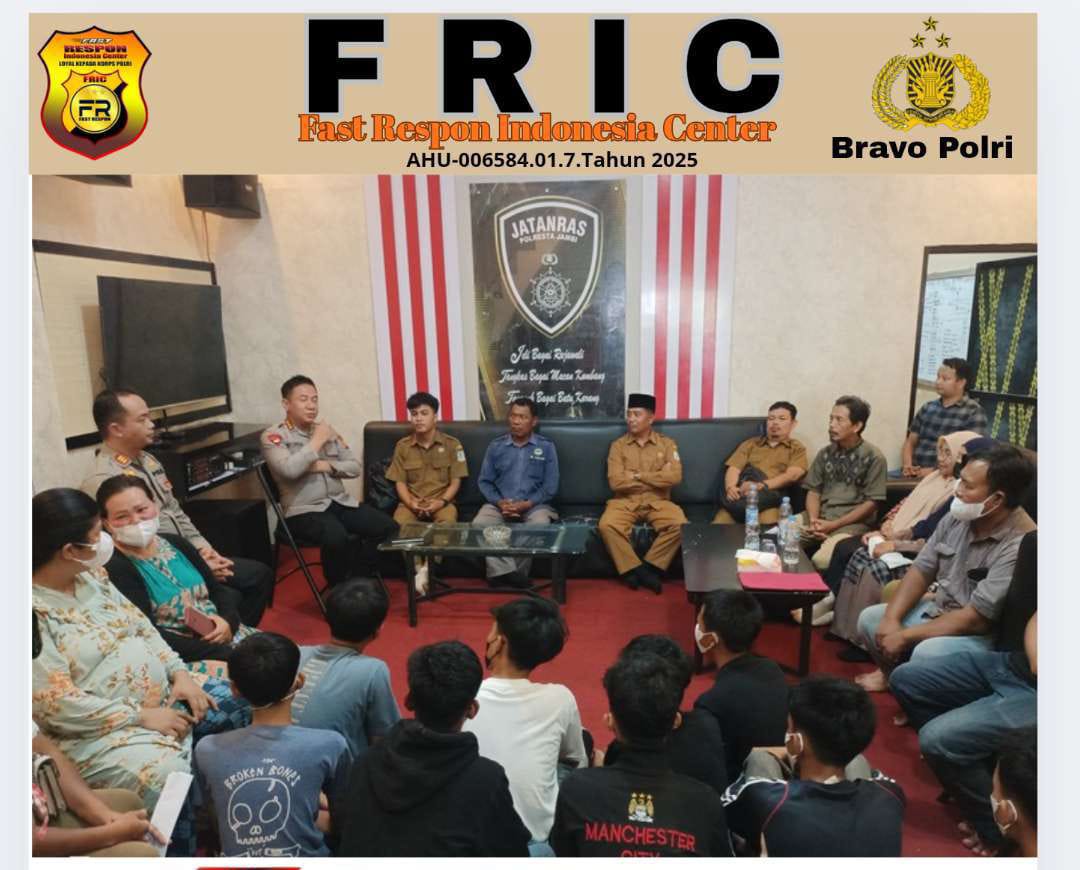 Kapolresta Jambi Berikan Pembinaan Secara Tegas Kepada Pelaku Tawuran Viral di Jambi Timur Disaksikan Orang Tua dan Pihak Sekolah 