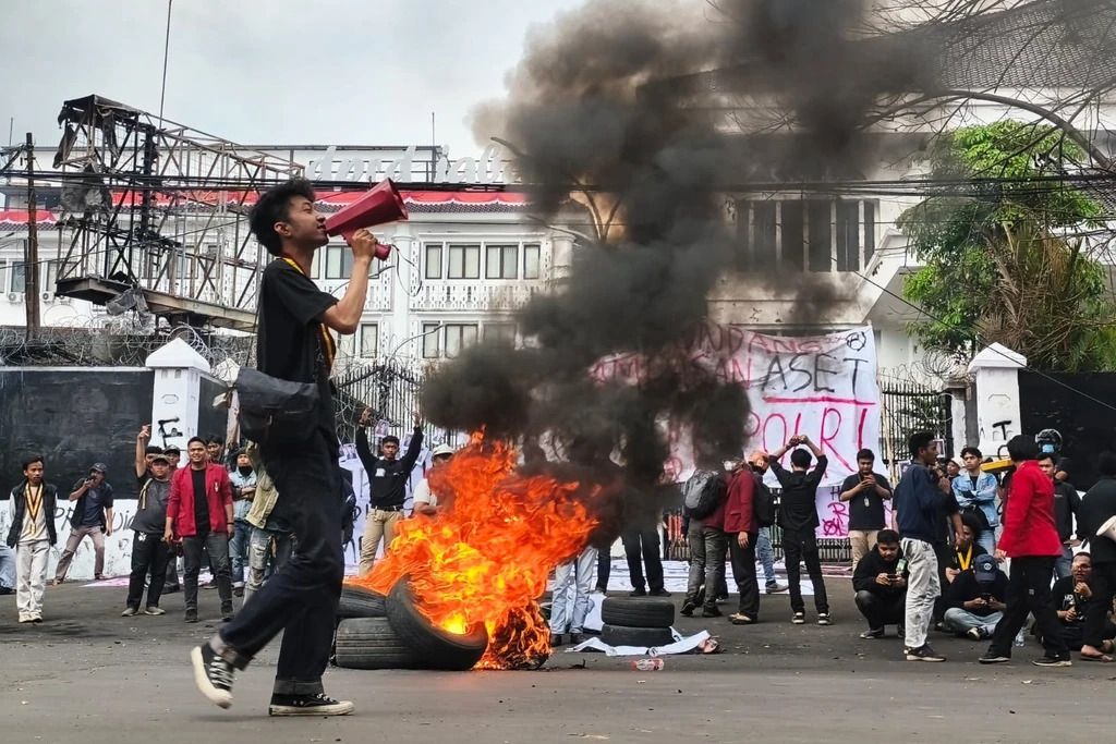 POLDA JABAR MENGHIMBAU SISWA SEKOLAH TIDAK TERPROVOKASI AJAKAN DEMO ANARKIS