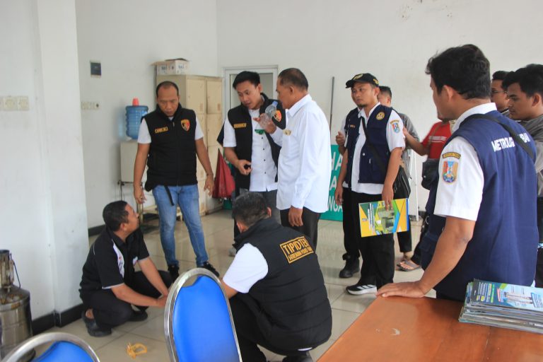 Polres Tuban Bersama Diskopumdag Cek SPBU Respon Keluhan Masyarakat terkait BBM