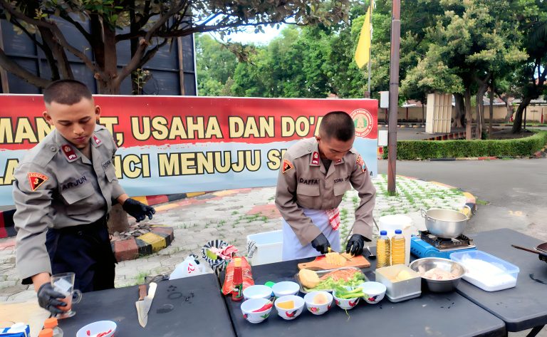 Siswa Bakomsus Tata Boga SPN Polda Jatim Unjuk Keahlian Kuliner, Ka SPN: ‘Ini Bagian Dukungan Ketahanan Pangan’