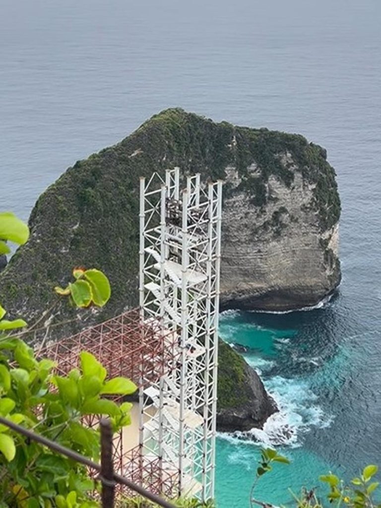 Proyek Lift Kaca Nusa Penida Kian Memanas, Investor dan Pemerintah Saling Ancam Pidana