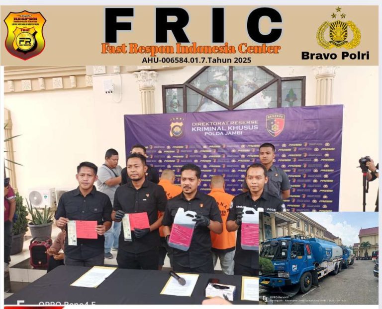 Dua Mobil Tangki Putih Biru Muatan 32 Ton BBM Olahan Beserta Dua Sopir Ditangkap Ditreskrimsus Polda Jambi
