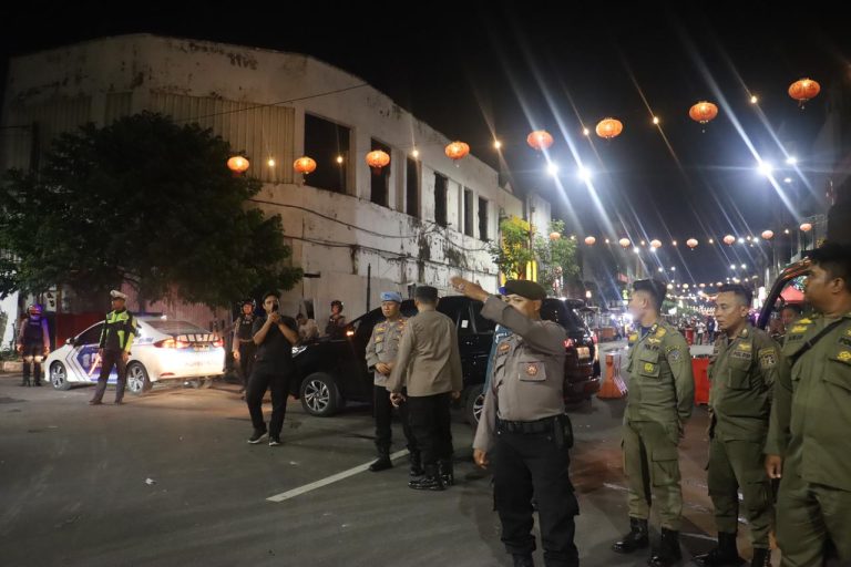 Polres Pelabuhan Tanjung Perak Gelar Patroli Stasioner Cipta Kondisi, Pastikan Surabaya Utara Aman.