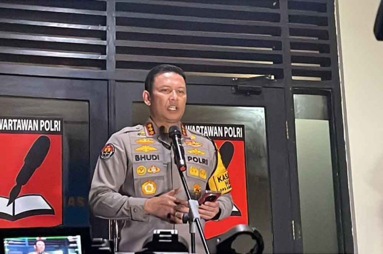 Polda Metro Jaya Pastikan Orang Tua Terduga Pelaku Ledakan SMAN 72 Jakarta