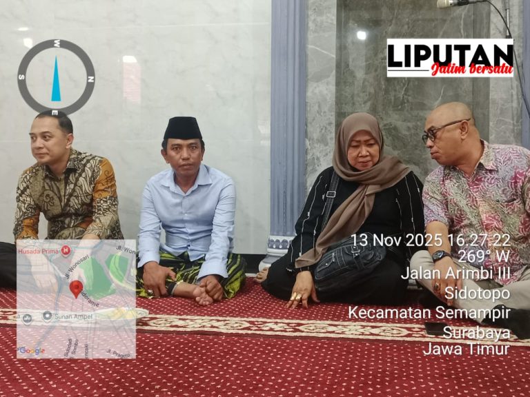 Takziah Walikota Surabaya Ke kediaman Alm H Tambri 