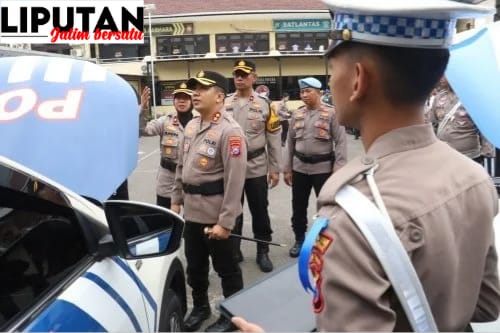 Tekan Angka Laka Lantas, Polres Pelabuhan Tanjung Perak Laksanakan Apel Gelar Pasukan Operasi Zebra Semeru 2025