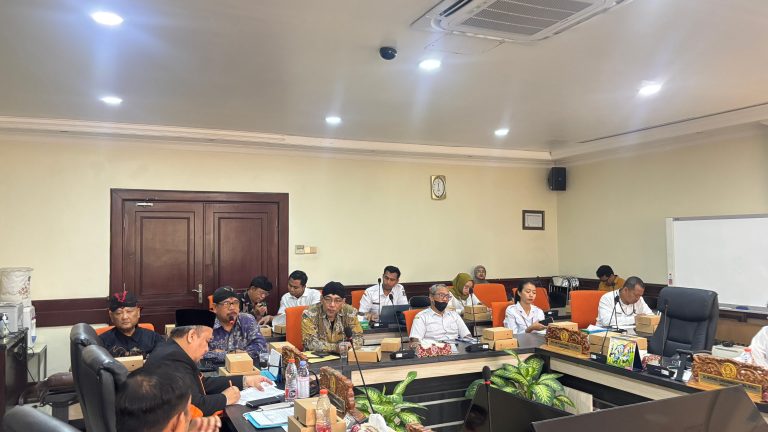 Bumi Laras Manunggal Desak Penguatan Raperda Pelestarian Budaya Surabaya dalam Audiensi Komisi D DPRD