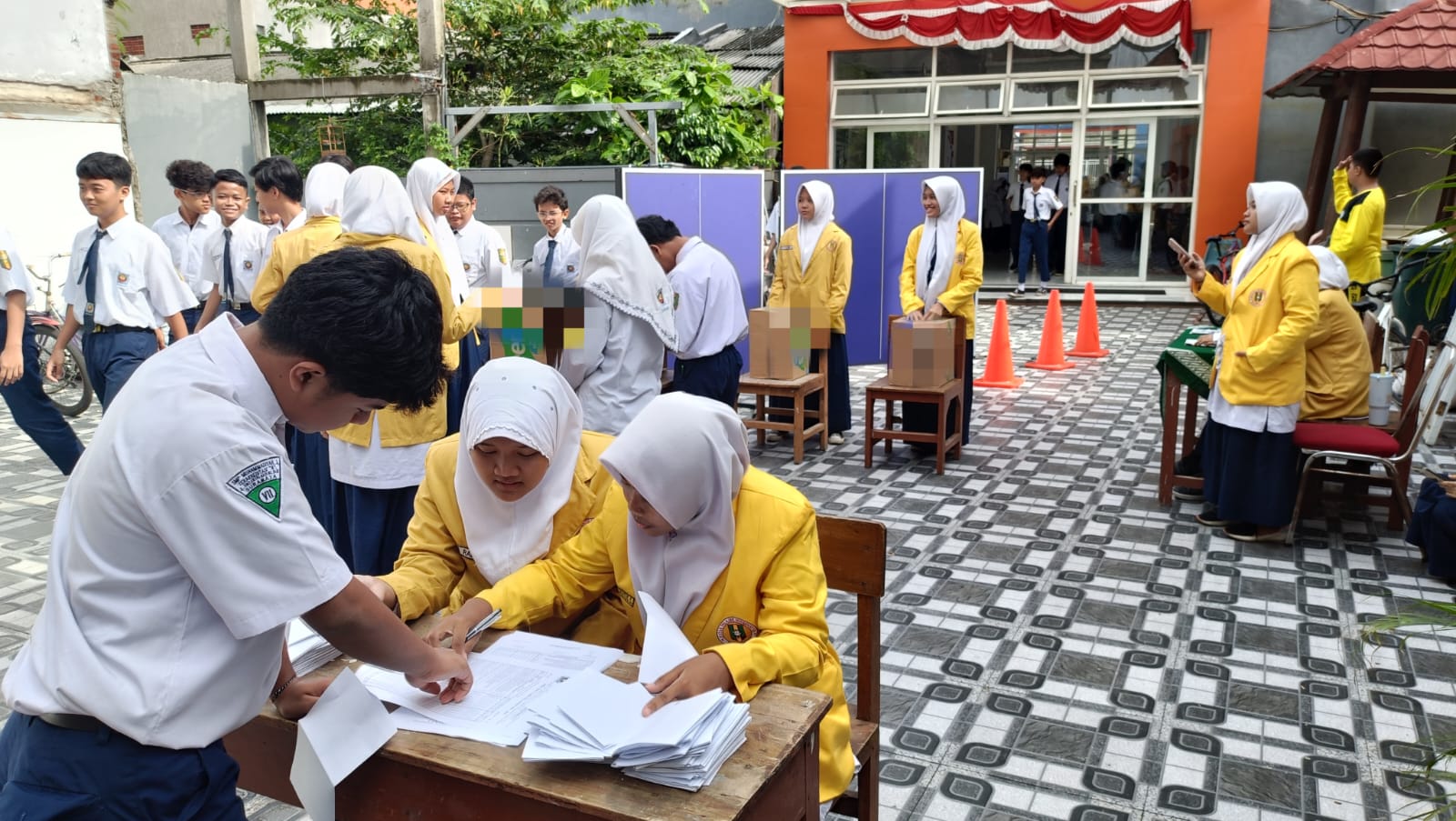 SMP Muhammadiyah 1 Surabaya Gelar Pemungutan Suara Ketua IPM 2025