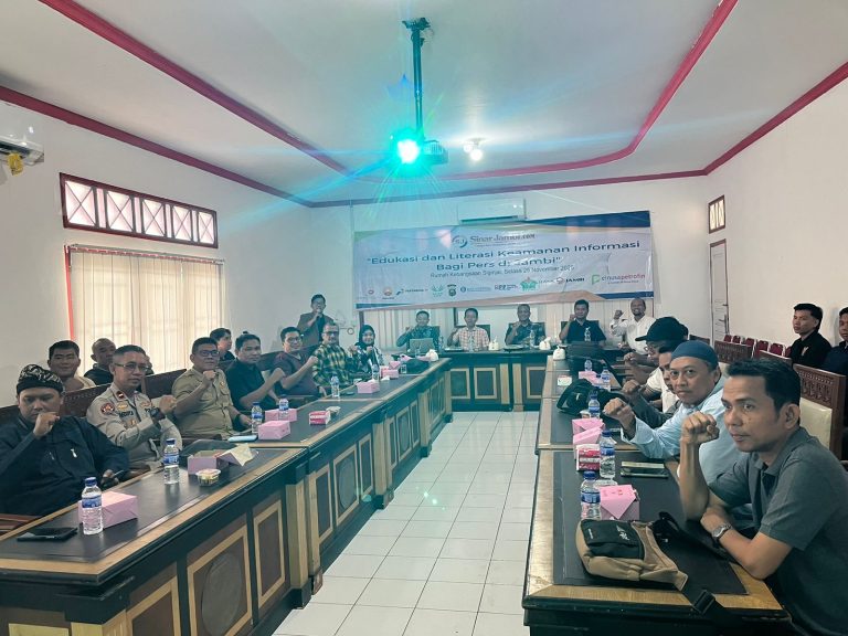 Polda Jambi Menghadiri Kegiatan Edukasi dan Literasi Keamanan Informasi bagi Pers di Jambi 