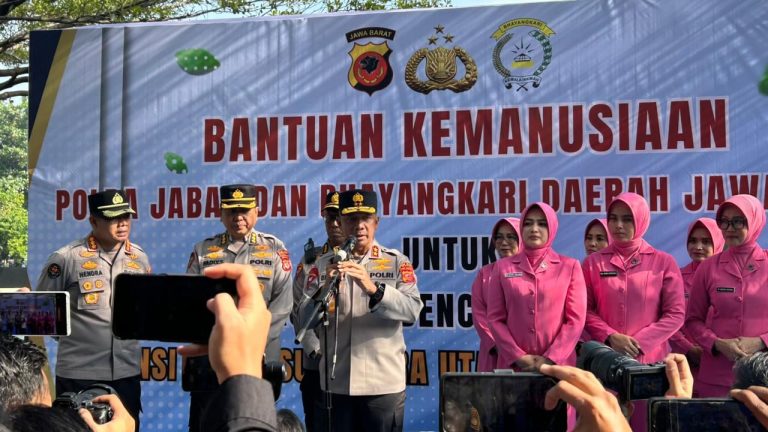 Kapolda Jawa Barat Perintahkan Jajaran Percepat Bantuan untuk Korban Bencana di Sumatera