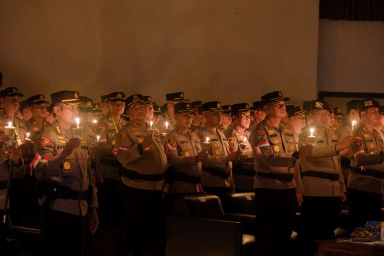 Pimpin Renungan Kebangsaan, Kapolda Kalteng Ajak Bangkitkan Nilai-Nilai Ksatria Bhayangkara