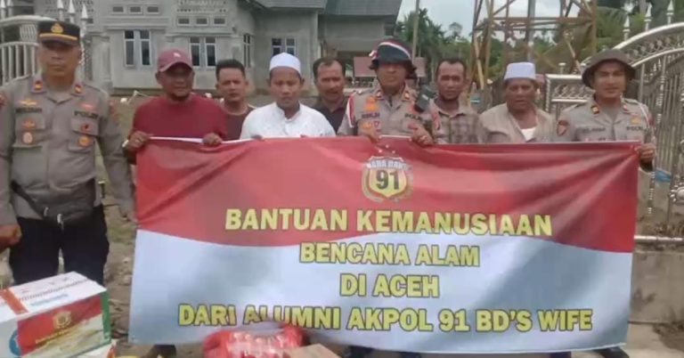 Ringankan Beban Korban Banjir, Kapolres Lhokseumawe Kirim Bansos ke Meurah Mulia