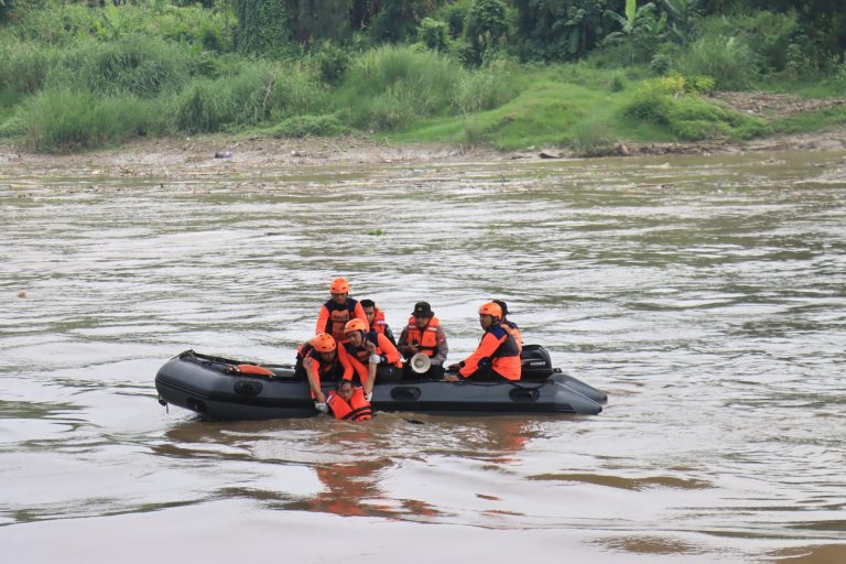 Polres Bojonegoro Latih Personel Tanggap Darurat dan SAR