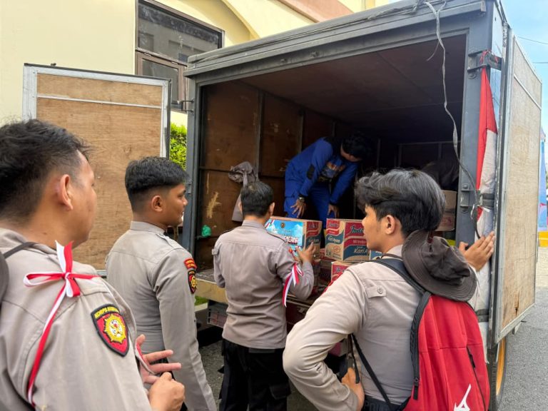 Polres Lhokseumawe Kirim Bantuan Alumni Akpol 2010 C dan 2012 Wiratama Bhayangkara, 8 (Delapan) Personel BKO Diterjunkan ke Aceh Tamiang