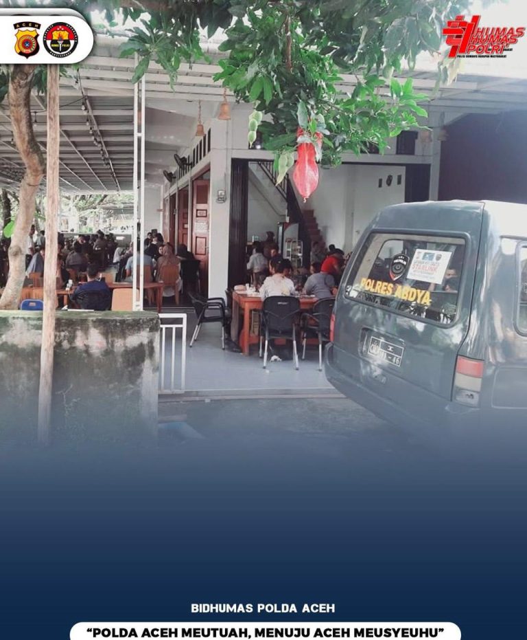 POLRES ACEH BARAT DAYA SEDIAKAN PELAYANAN INTERNET STARLINK GRATIS UNTUK MASYARAKAT YANG TERDAMPAK GANGGUAN JARINGAN INTERNET