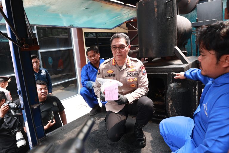Jelang Nataru Polda Jatim Kembali Musnahkan Barang Bukti 9,3kg Sabu