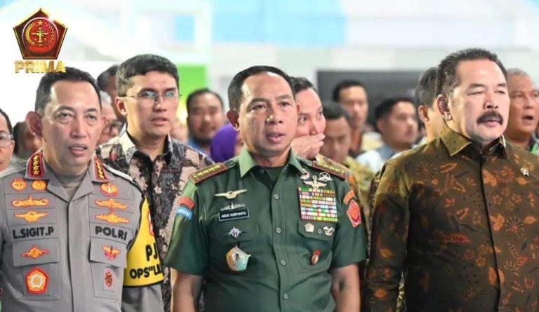 Panglima TNI Hadiri Peresmian Akad Massal 50.030 Unit Rumah Subsidi FLPP oleh Presiden RI
