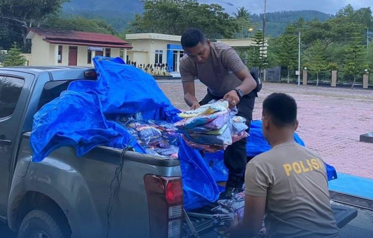 Keluarga Ikatapan Akpol 2006 Salurkan Bantuan Sosial Pasca bencana Alam 