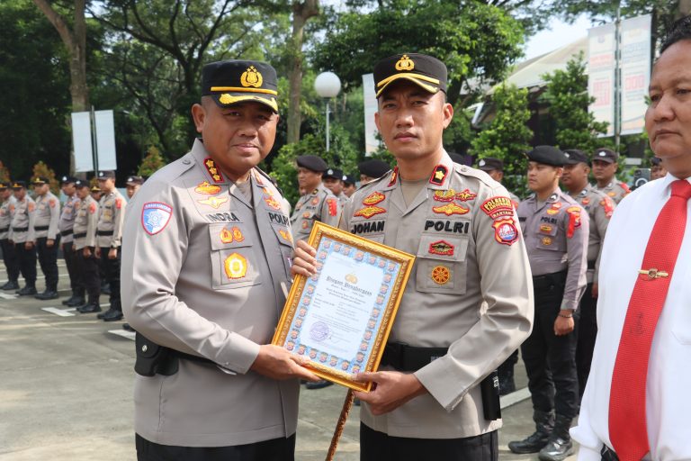 Ungkap Kasus Pembunuhan hingga Ranmor, Polsek Cikupa Raih Sejumlah Penghargaan