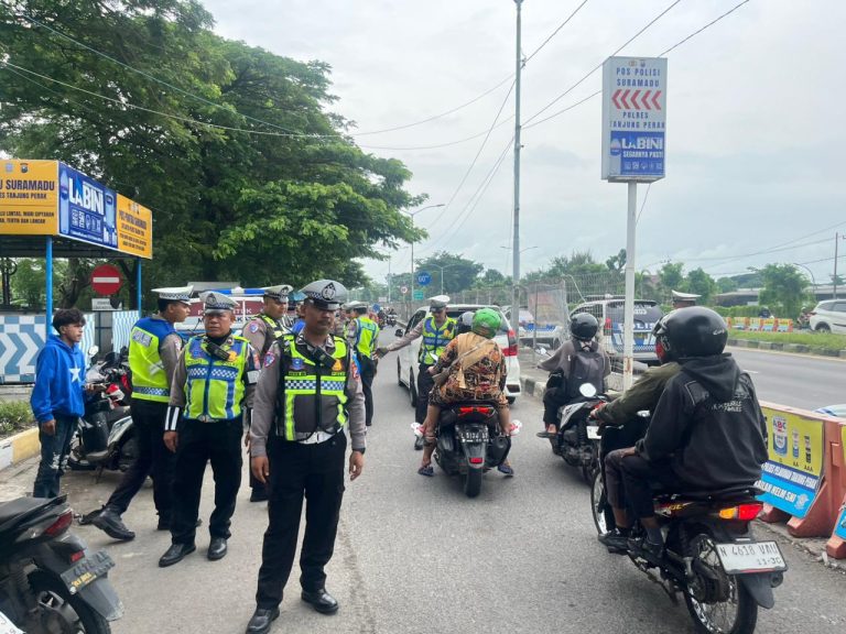 Operasi Keselamatan Semeru 2026: Polres Tanjung Perak Perketat Pengawasan di Suramadu
